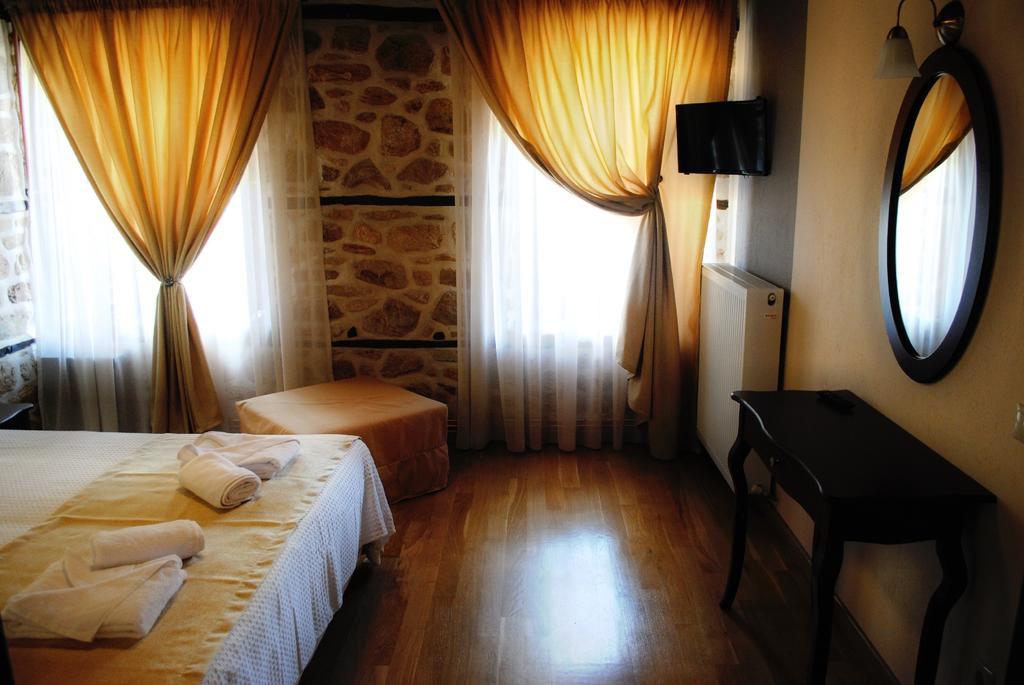 فندق Chorostasi Mansion أرنايا المظهر الخارجي الصورة